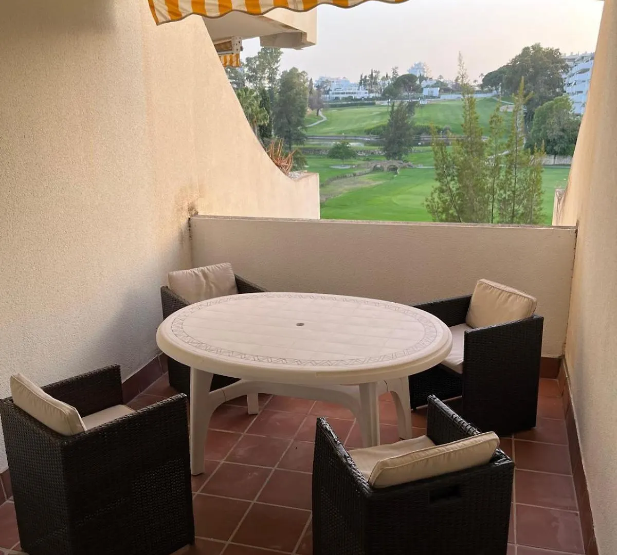 Frontline Golf Apartment Marbella Spanien